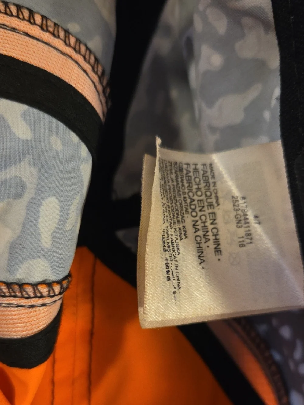 💥💥FREE Nike Black & Gray Camo Cap with Orange Swoosh Toddler - Picture 4 of 4